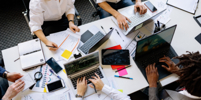 AI wordt serieuzer, maar productiviteit begint ergens anders